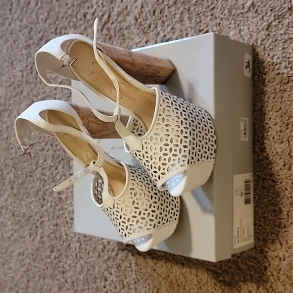 Jessica Simpson Platform Sandals White Sz 7 - Picture 1 of 7